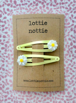 Lottie Nottie Daisy Clips Pastel yellow