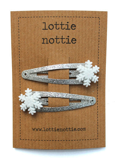 Lottie Nottie Christmas Snowflakes on Silver Sparkle Clips