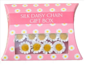 Spotty Cow Silk Daisy Chains 20 Pack in Pillow Box